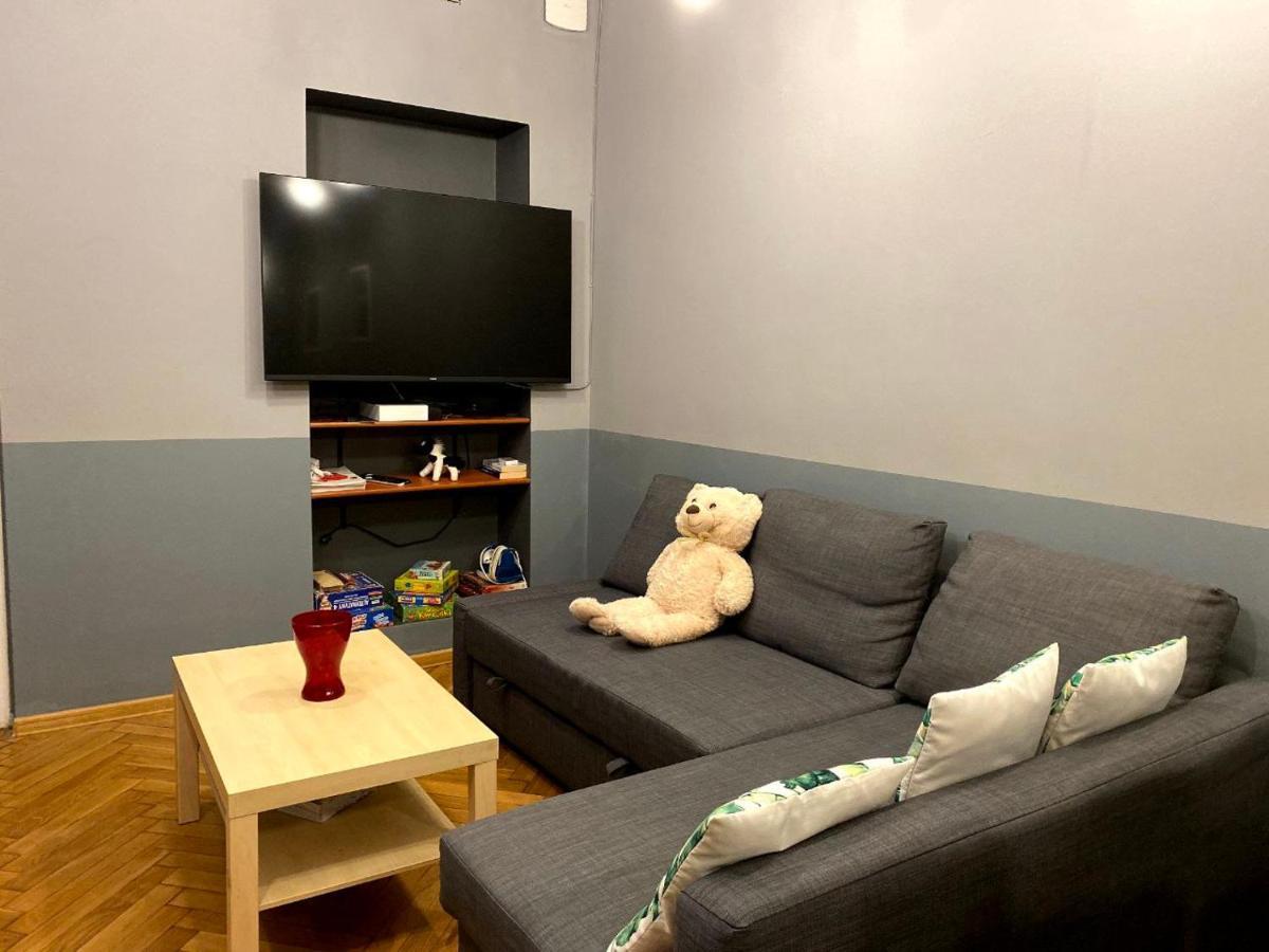 Real Vip Hostel Cracovia Esterno foto