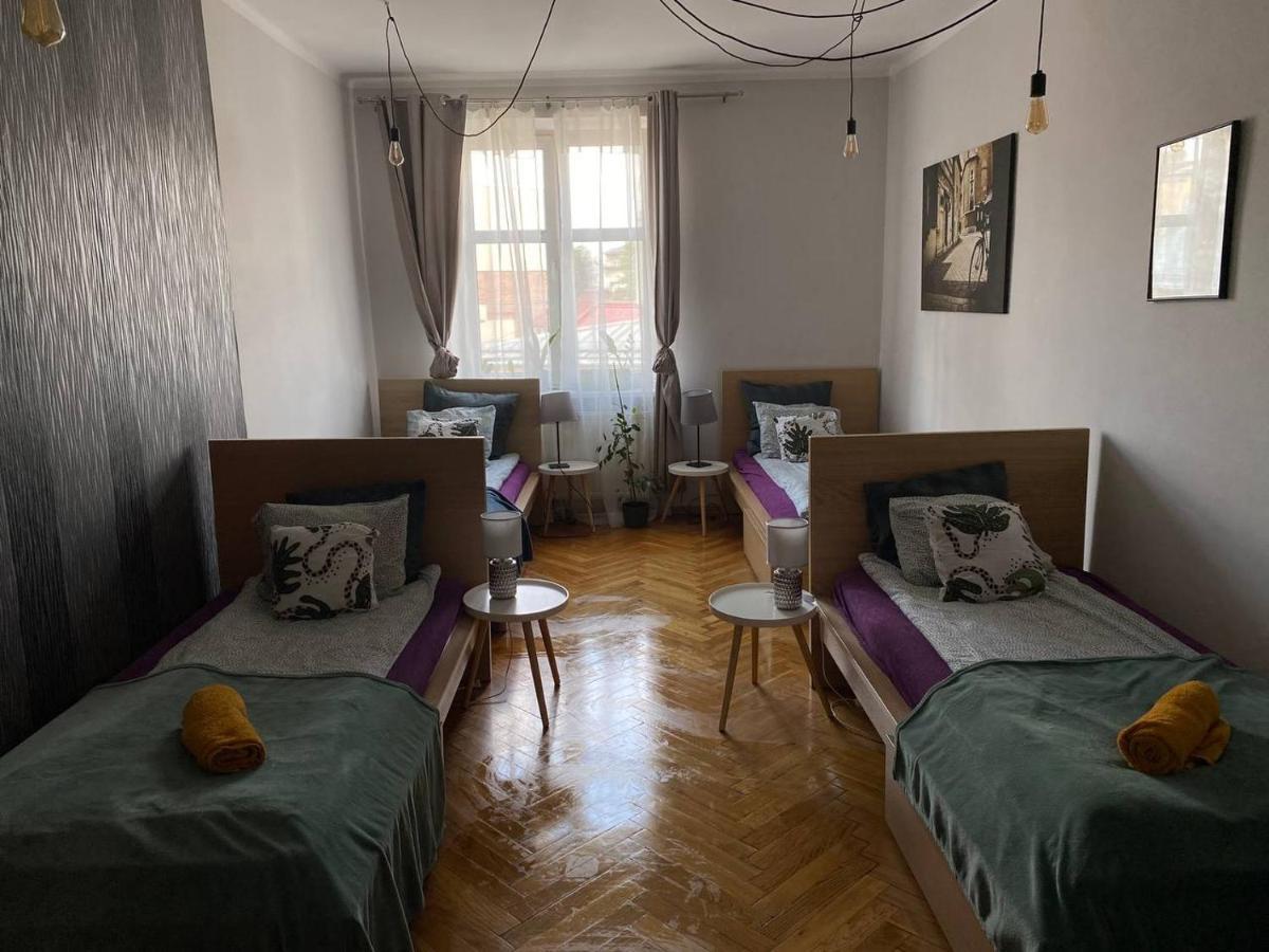 Real Vip Hostel Cracovia Esterno foto